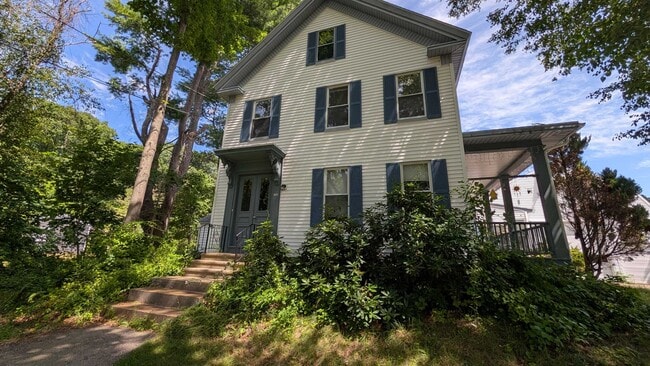 Building Photo - 126 Sullivan St