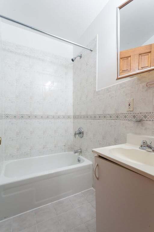 Photo - 410 E 13th St Unit 4E