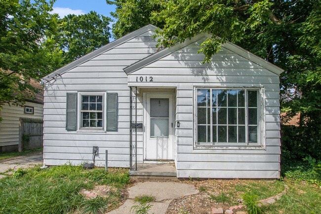 Photo - 1012 Woodbine Ave