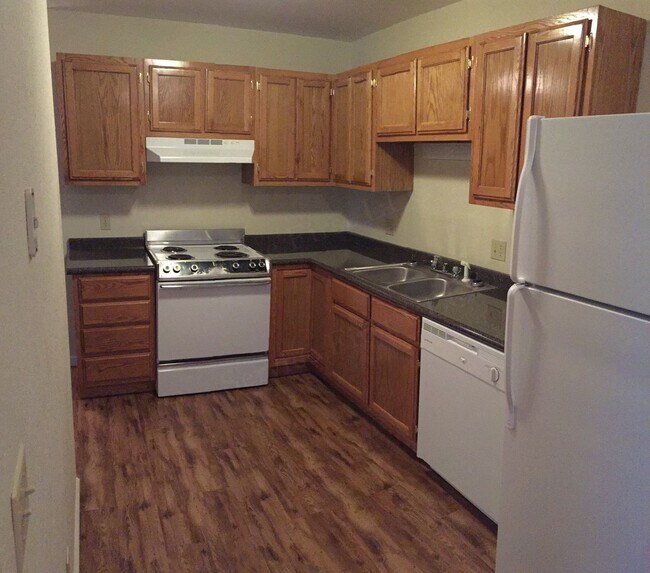 Photo - Marshfield Apartments Unit 108