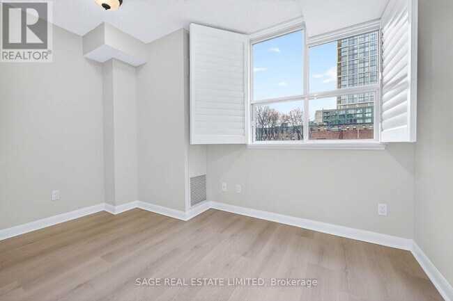 Photo - 323 Richmond St E Unit 220