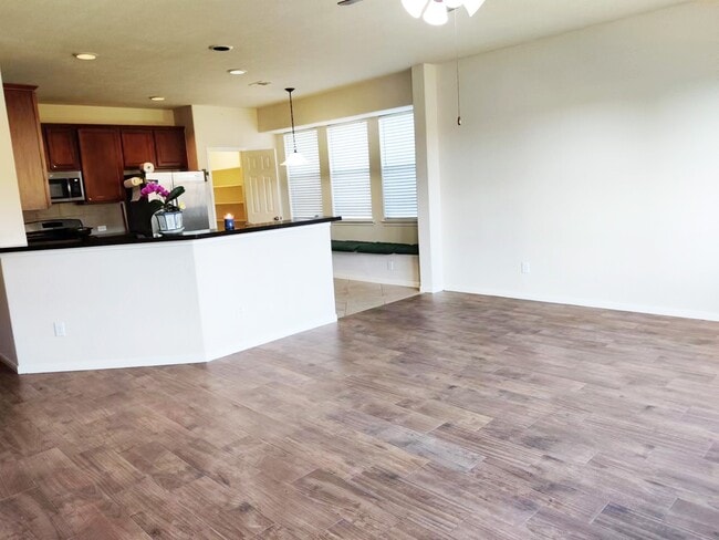 Photo - 3922 Camden Fields Ln