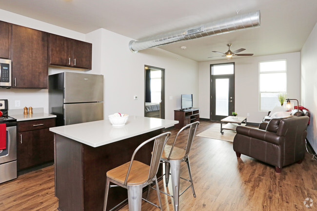 Cocina/Sala de estar - Brick Towne at Waukee Central Apartamentos