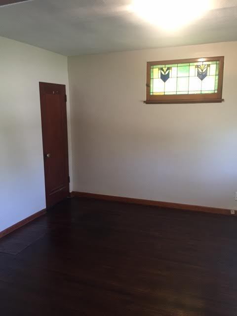 Photo - Spacious 2 bed 1 bath just north of Holly Hills and Carondelet Park, carport and large side yard