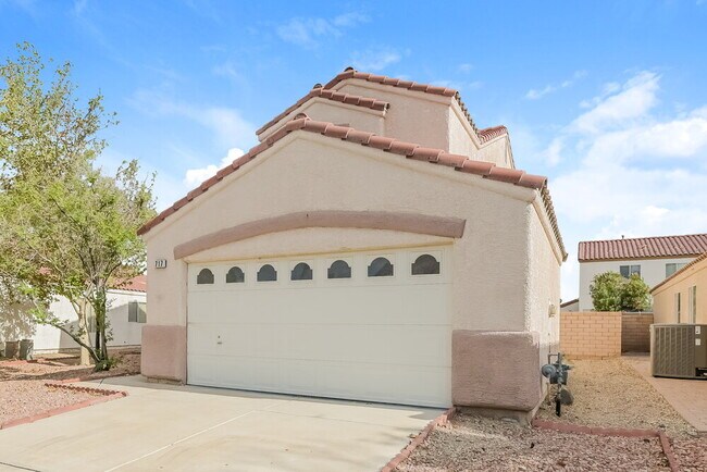 717 Red Bark Ln