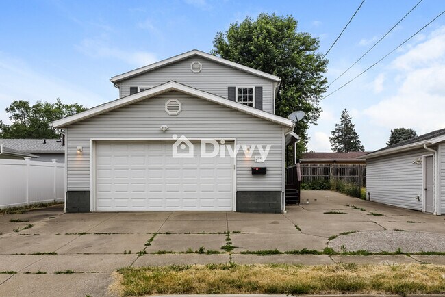 2841 Ellet Ave, Akron, OH 44312 - 2841 Ellet Ave, Akron, OH 44312 House