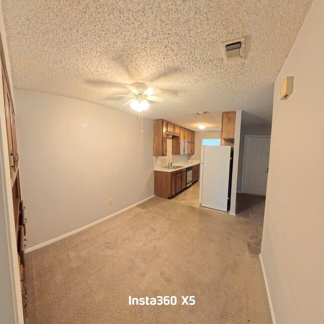 7324 Davis Blvd Unit B