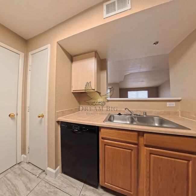 Photo - 8101 W Flamingo Rd