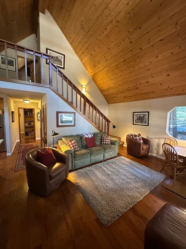 Photo - 11275 Chalet Rd