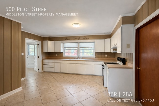 Photo - 500 Pilot St