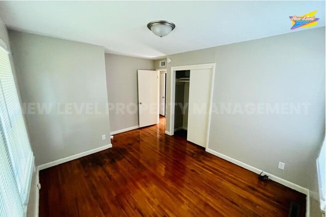 Photo - 886 S Fabrique Dr