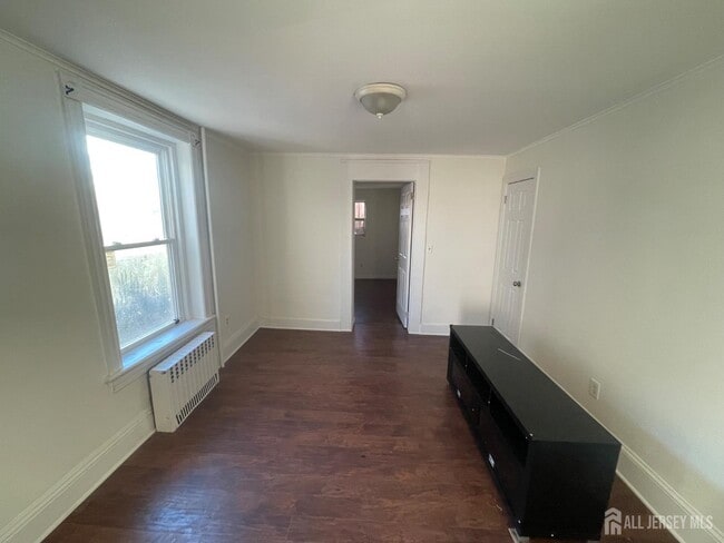 Photo - 577 Rahway Ave