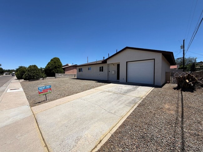 Photo - Updated 3 Bedroom Single Story Home Available Near Eubank Blvd NE & Constitution Ave NE!