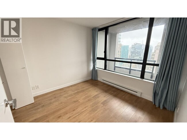 Photo - 909 Mainland St Unité 3008