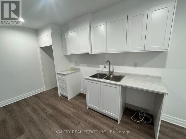 Photo - 7489 Marvel Dr