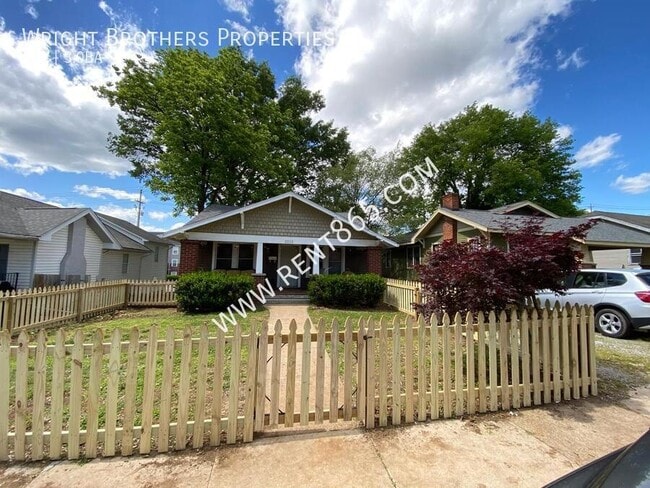 Photo - 2215 Highland Ave