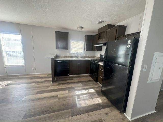 Photo - 1234 Reynolds Rd