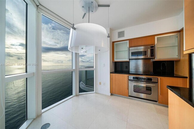 6365 Collins Ave