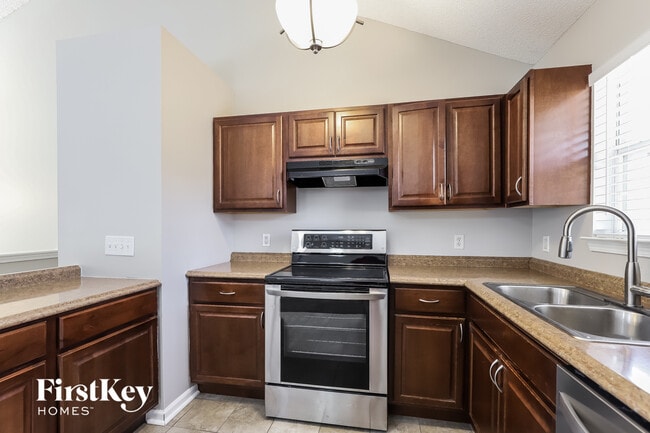 Photo - 5132 Sedgefield Way