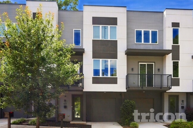 Building Photo - 865 Cavanaugh Ave SE