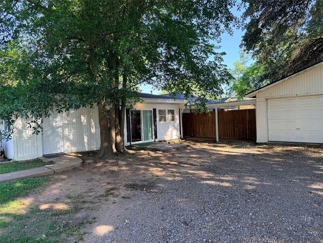 Photo - 1506 Smith St