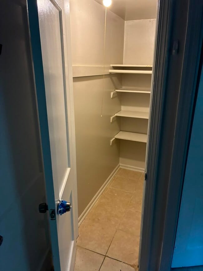 Photo - 8306 Roanoke Ave Unidad 2