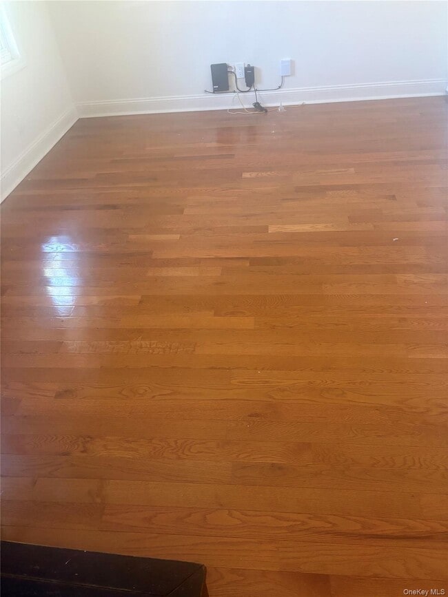 Photo - 3334 Eastchester Rd