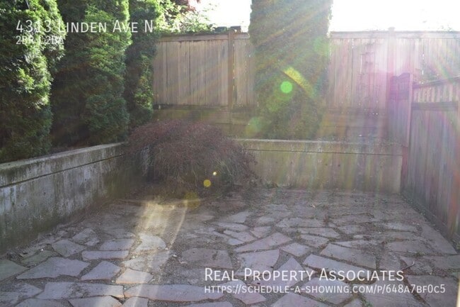 Photo - 4313 Linden Ave N