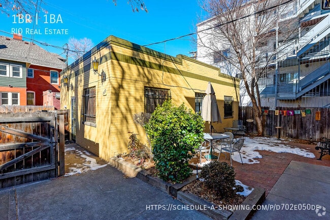 Building Photo - 1439 Detroit St Unit 6 Rental