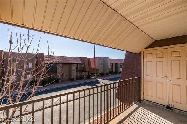 Photo - 5260 River Glen Dr Unit 268
