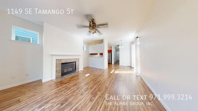 Building Photo - 1149 SE Tamango St Rental