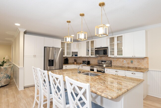 Photo - 2918 SE Fairway W