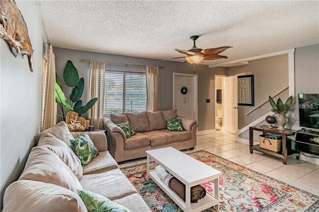 Photo - 1812 Bough Ave Unidad C