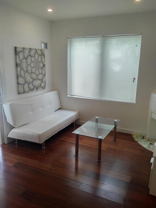 Photo - 750 Jefferson Ave Unit 7