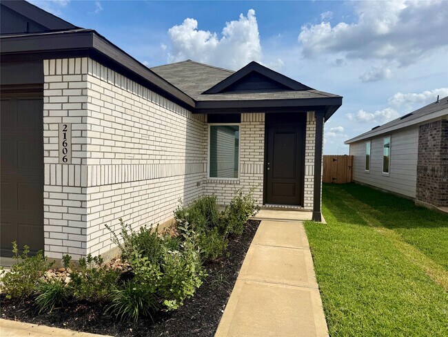 Photo - 21606 Cottonwood Mdws Trl