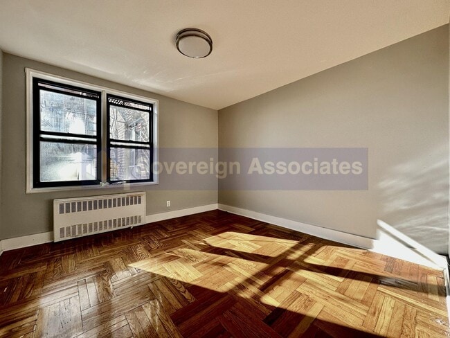 525-527 Riverdale Avenue - 525-527 Riverdale Avenue Unit 7F