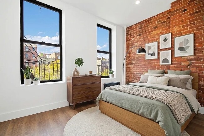 Building Photo - 130 Allen St Unit 10R