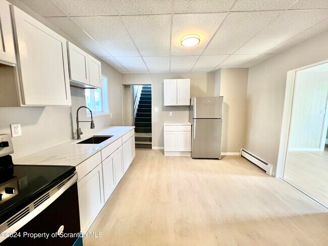 Building Photo - 500 4th Ave Rental