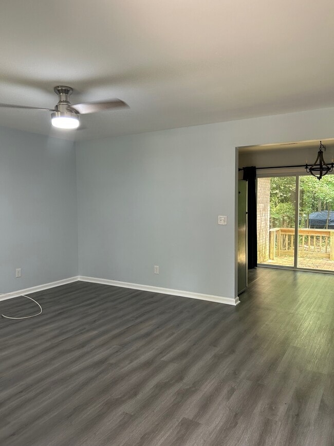 Photo - 2319 Boardwalk Ave