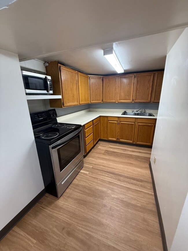 Photo - 4th Ave Unit 2