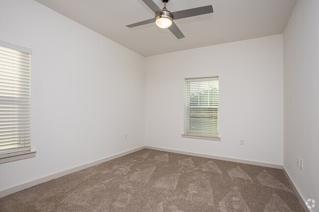 2BR, 2BA - 1,176SF