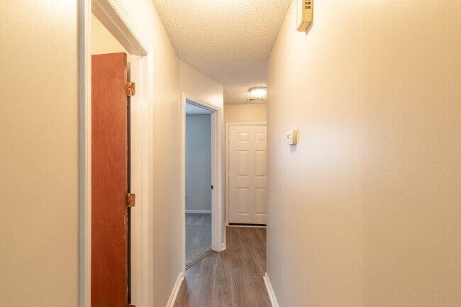 Photo - 1924 Greenstone Ct