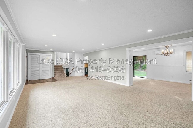 Photo - 203 N Bruce Rd