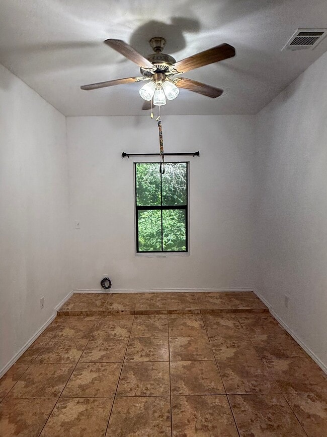 Photo - 5110 Ranchero Ln Unit A