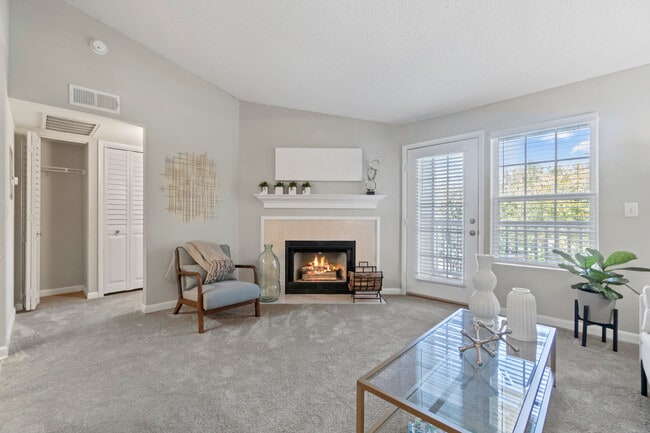 Living room - The Crossings at Short Pump