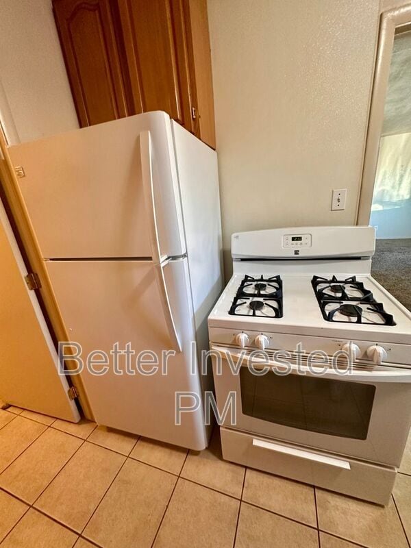 Photo - 216 Ford St Unit 10