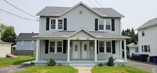 Building Photo - 230 2nd St Rental