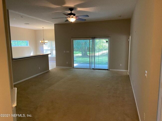 Photo - 6332 Morse Ave