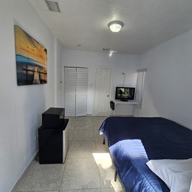 540 Minola Dr Unit 3