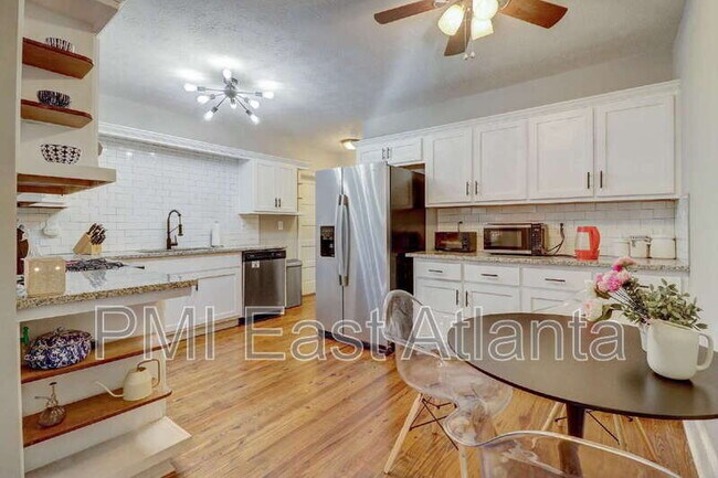 Photo - 1661 Brewer Blvd SW